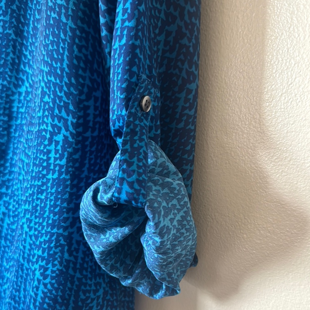 Ann Taylor Blue Patterned Blouse - image 4